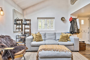 Photo 19- click for photo gallery